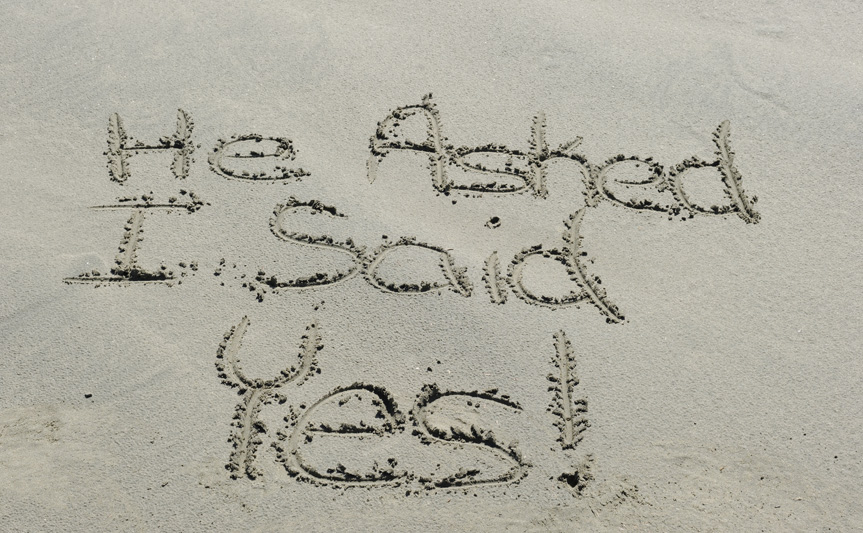 eye_catch-characters-on-the-beach